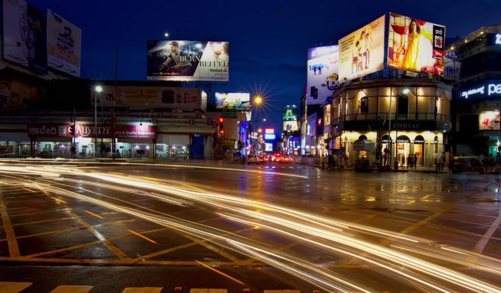 Mg Road One Hotel Bangalore Ngoại thất bức ảnh